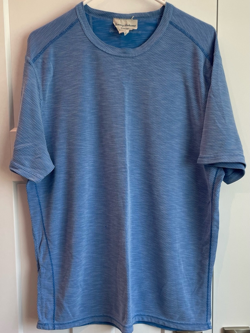 Tommy Bahama Men's Light Blue Short-Sleeve Performance Tee